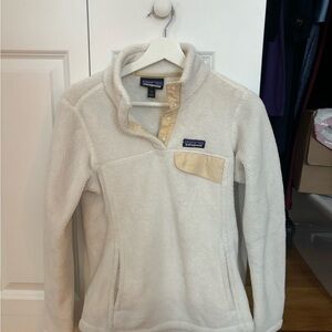 Patagonia Women's Cream Fleece Pullover